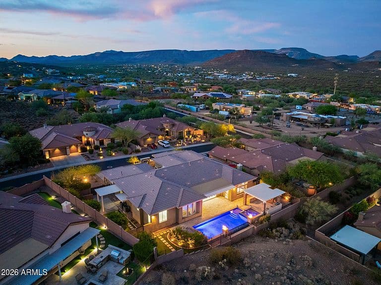 42139 N MOUNTAIN COVE Drive photo 2