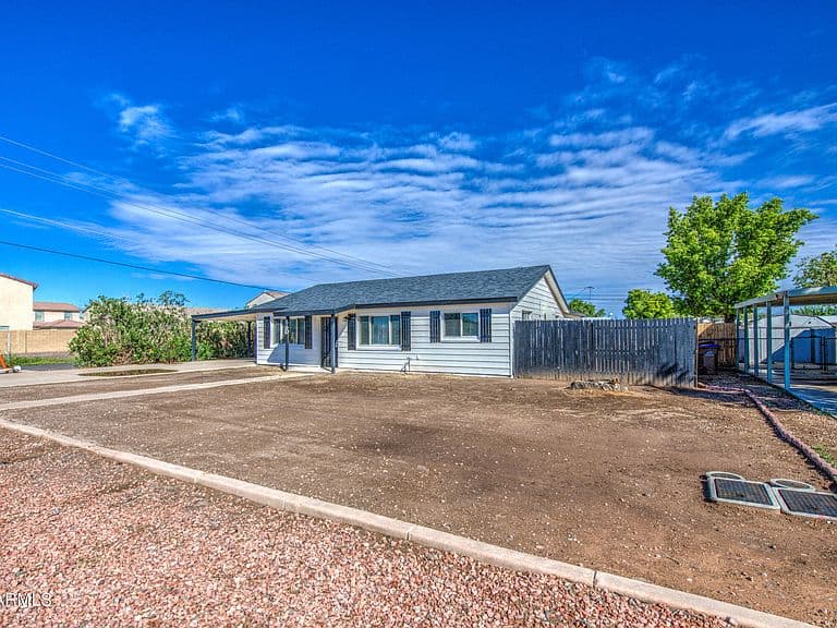 680 W RAYMOND Street photo 2