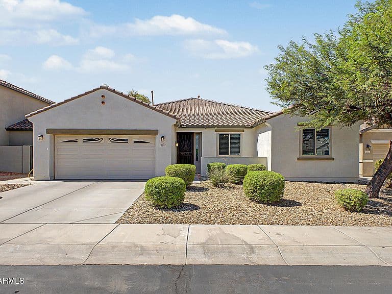 2217 W ALICIA Drive photo 5