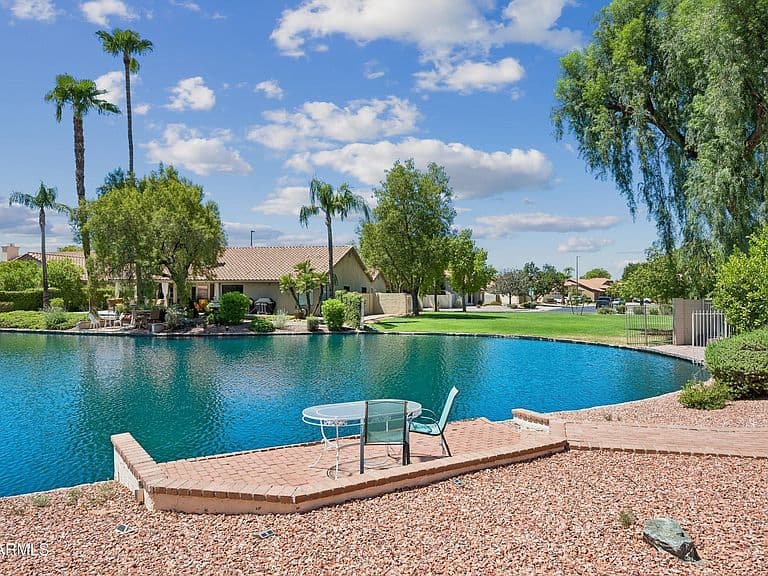 244 N CORRINE Court photo 1