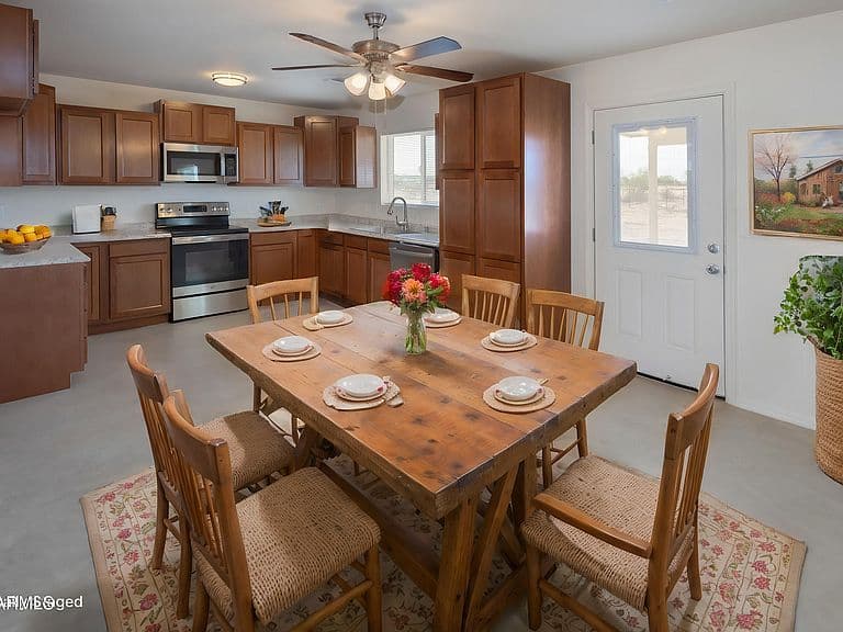 20661 E LEAVITT Lane photo 4