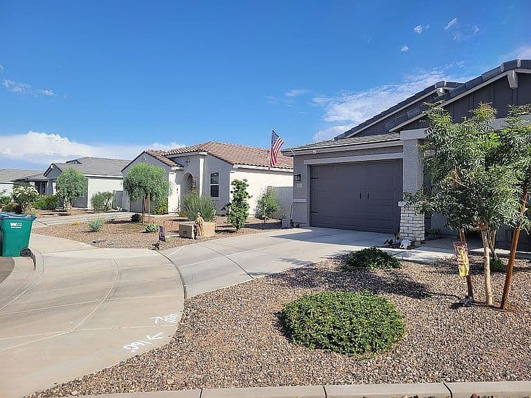 35500 W La Paz St photo 3