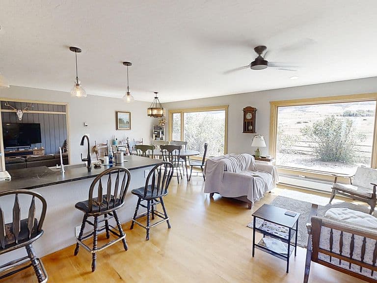 5465 Coates Rd photo 4