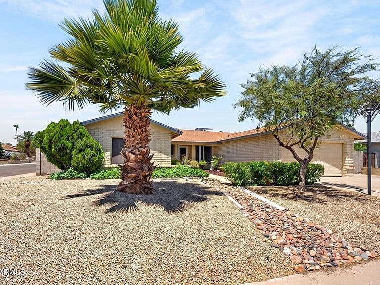 5834 W MESCAL Street photo 2