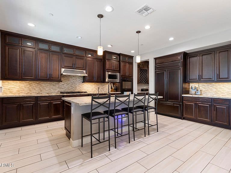 880 W GRAND CANYON Drive photo 5
