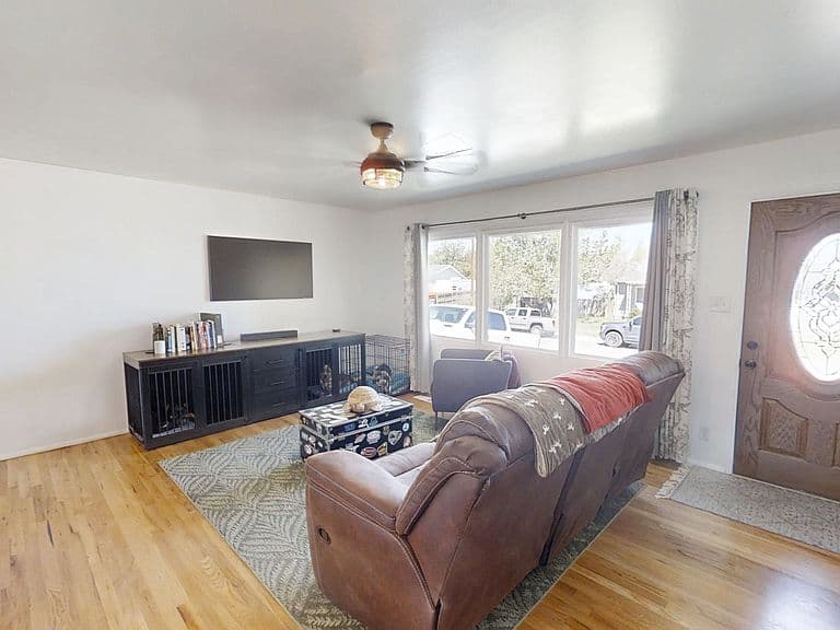 3101 Whitcomb Way photo 5