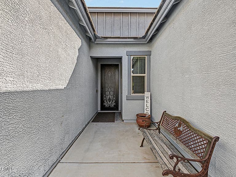18619 W KOLINA Lane photo 4