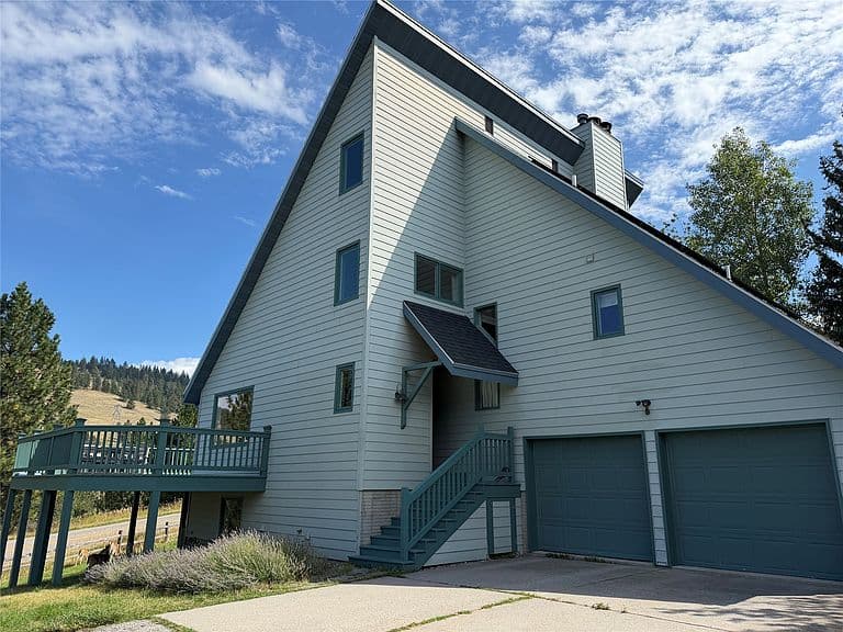 2955 Lower Lincoln Hills Dr photo 2