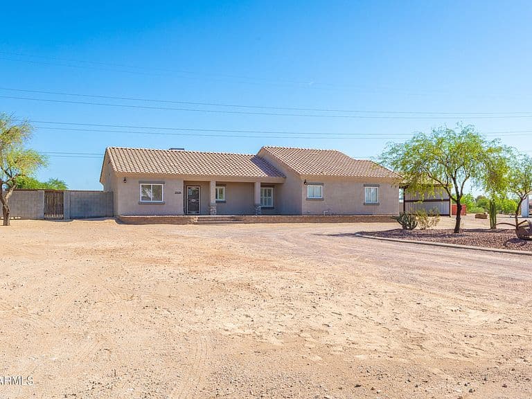 23128 W HAMMOND Lane photo 2