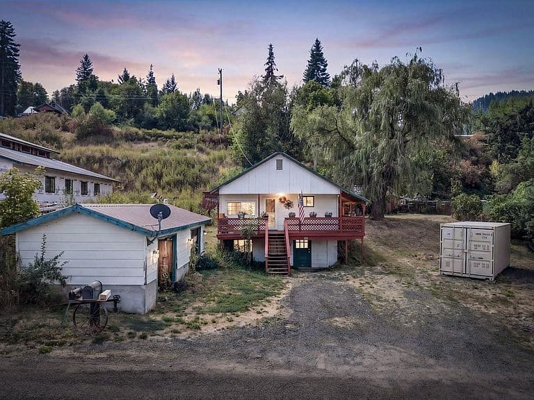 2331 Kootenai Ave photo 1