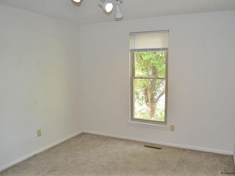 4317 Pathfinder Ave photo 5