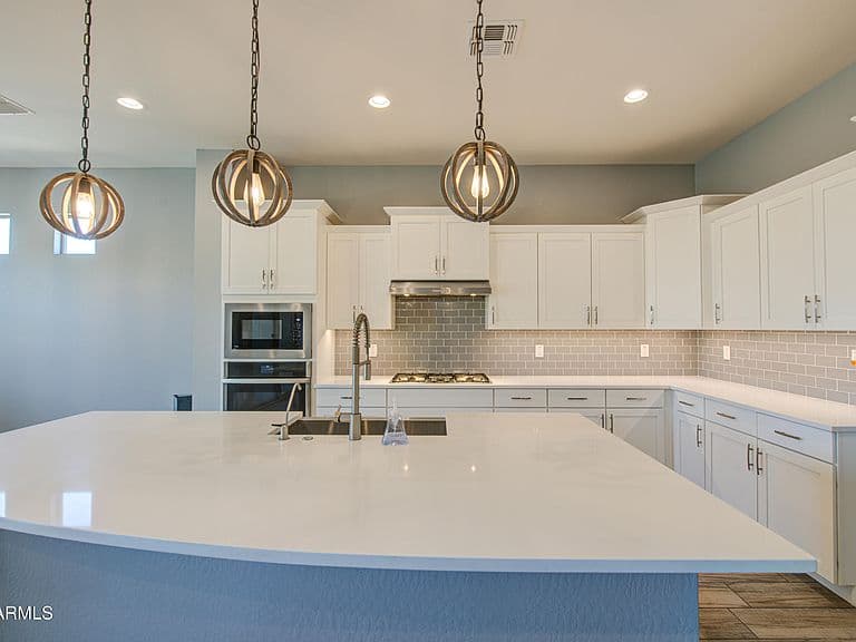 1348 W ALPINE TREE Avenue photo 1