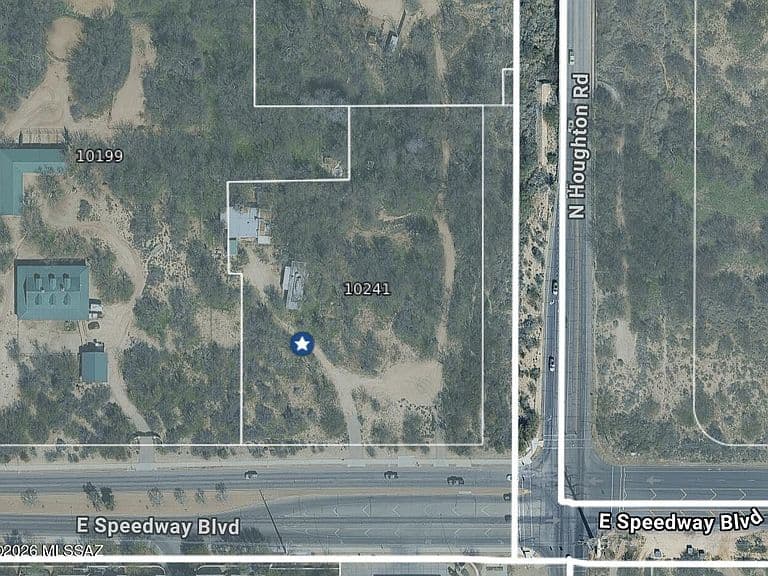 10241 E Speedway Blvd photo 1