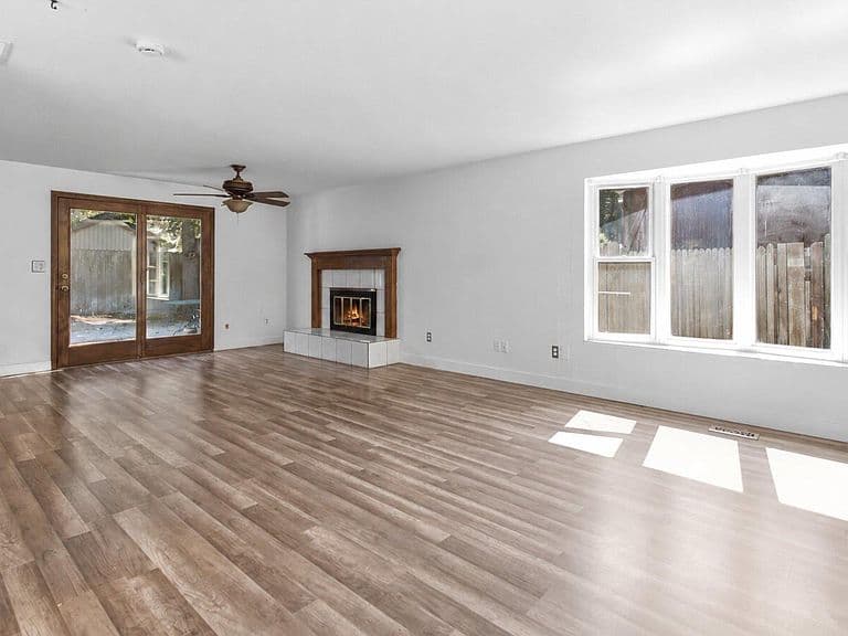 5057 W Harbourview Dr photo 5