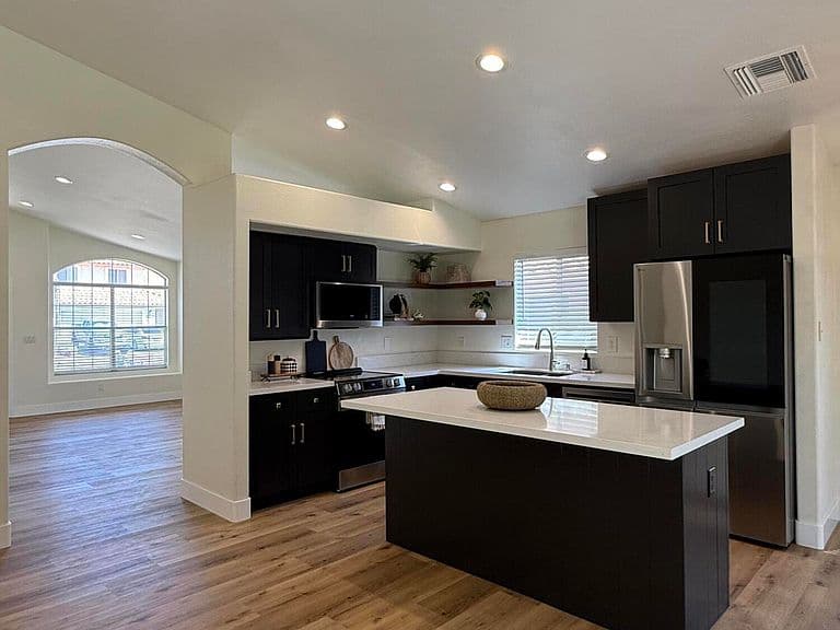 1509 E Windsong Drive photo 4