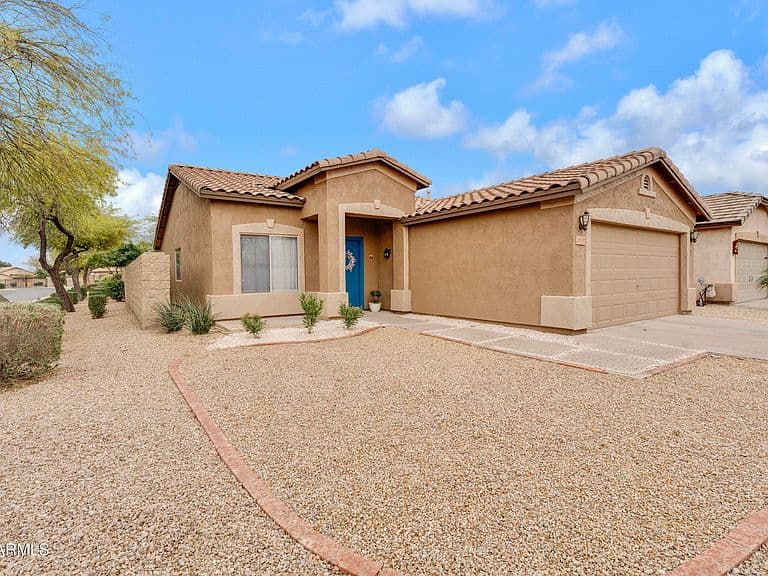 30052 N SUNRAY Drive photo 3
