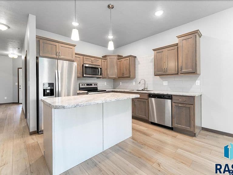 9229 W Laverne Wipf St photo 2