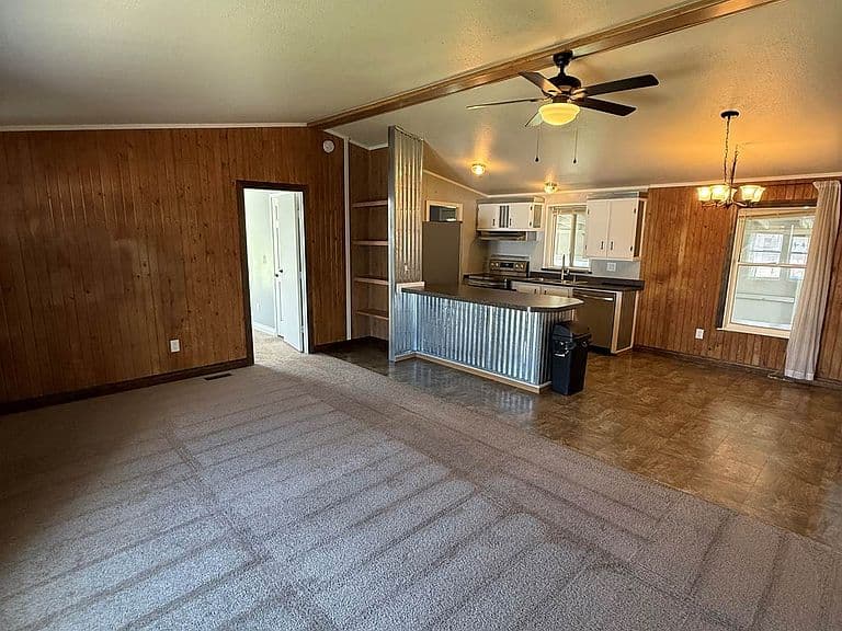 199 Launfal Ln photo 5