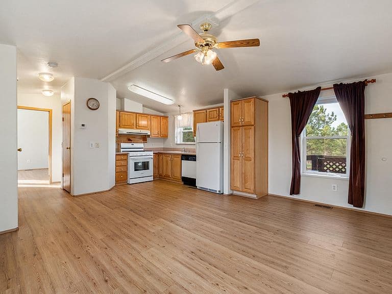 13800 Highway 40 photo 4