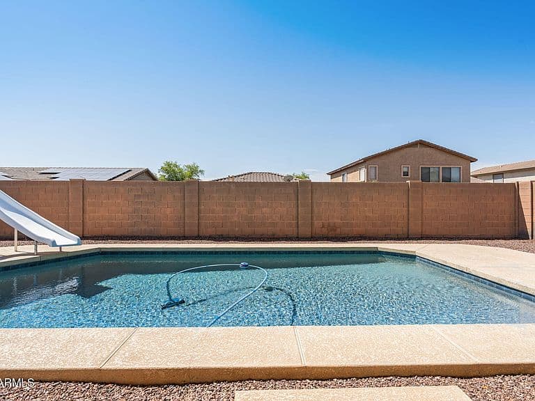 25599 W Saint Catherine Avenue photo 3
