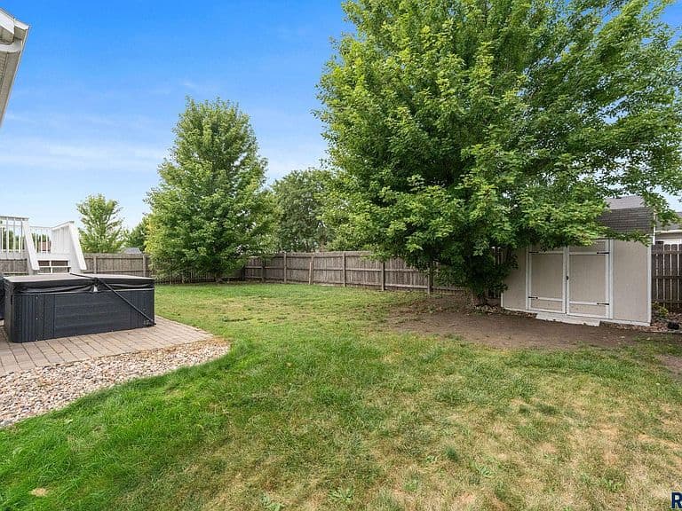 5609 S Cain Ave photo 3