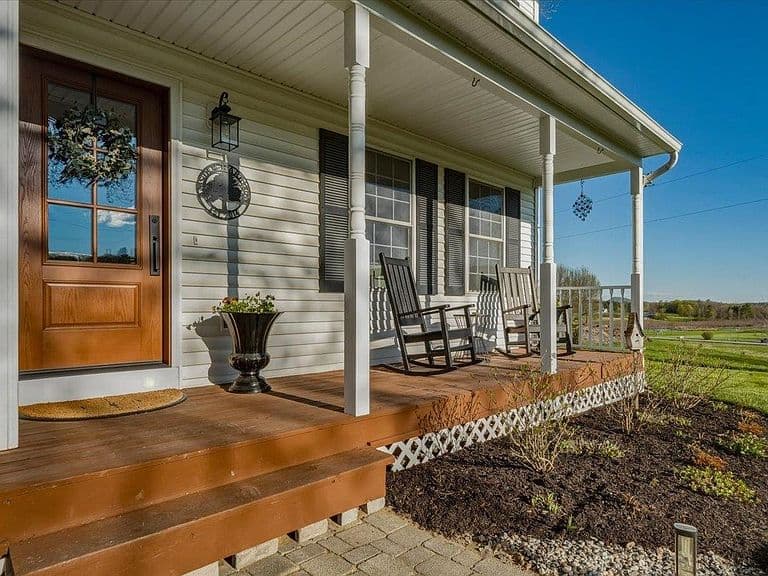 403 Hibbard Road photo 4