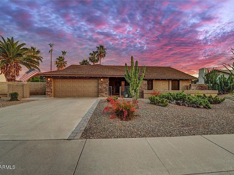 5017 E LE MARCHE Avenue photo 1