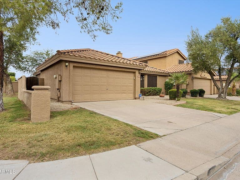 15644 N 50TH Street photo 1