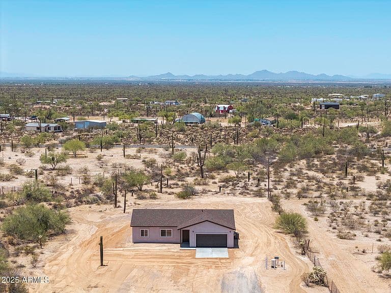 10772 N BIZNAGA Street photo 2