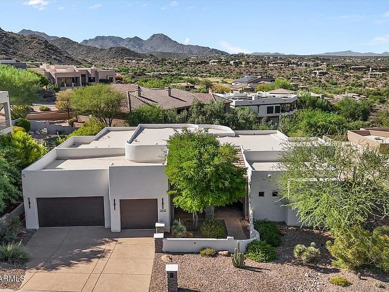 13622 N SUNSET Drive photo 2