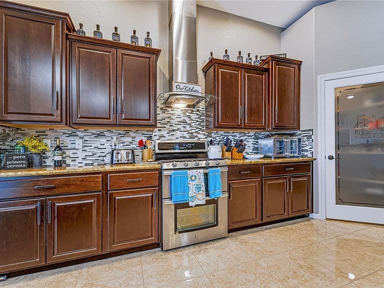 2158 E Via Del Aqua Cove photo 3