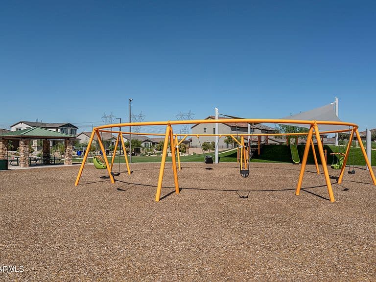 22318 W IRMA Lane photo 5