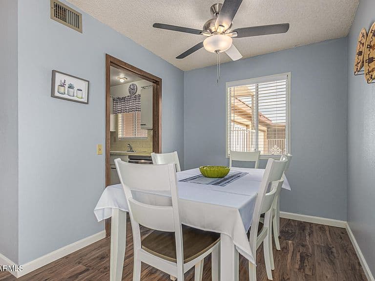 9806 W LANCASTER Drive photo 5
