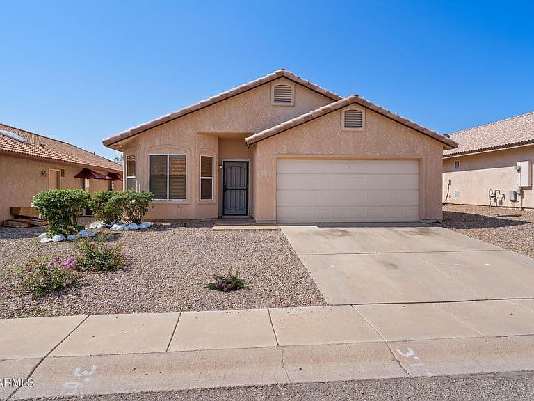 4670 CHAPARRAL Loop photo 2