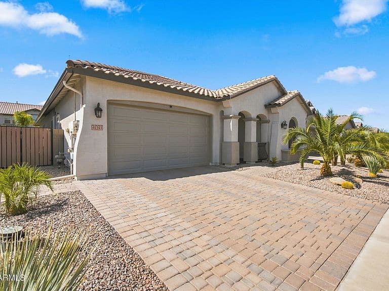 41343 W ARVADA Lane photo 3