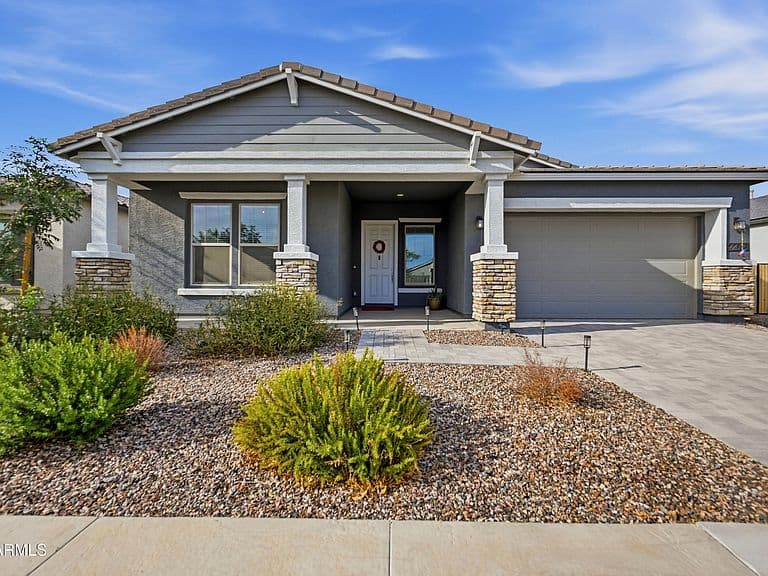 22658 E Roundup Way photo 1