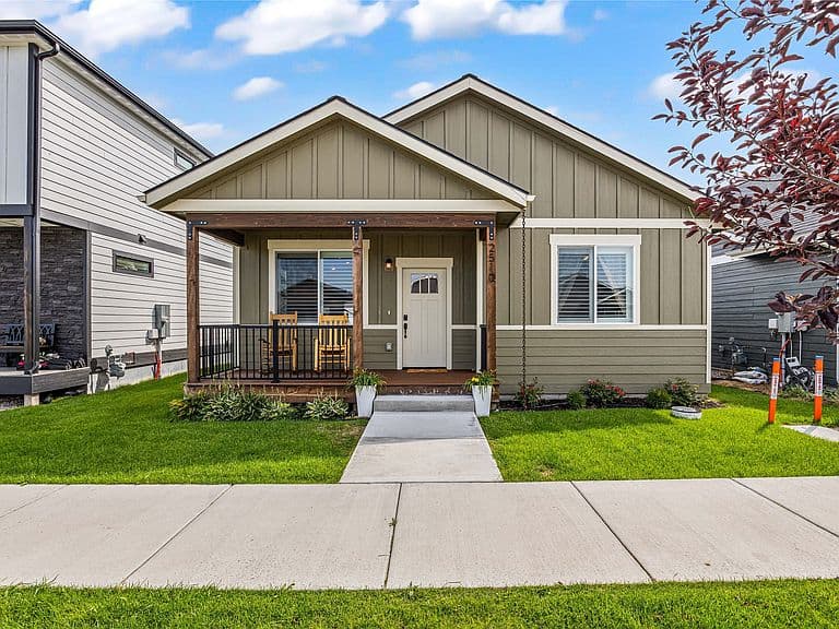 2510 Chuck Wagon Dr photo 1