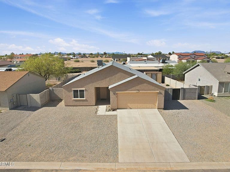 8301 W CORONADO Drive photo 1