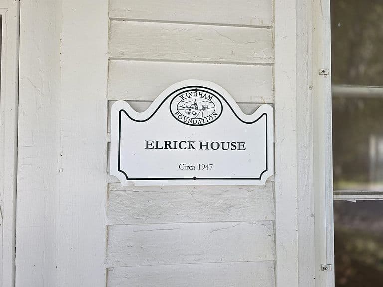30 Pleasant Street photo 5