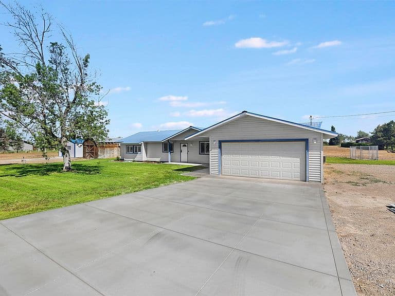 77 Horseshoe Cir photo 4