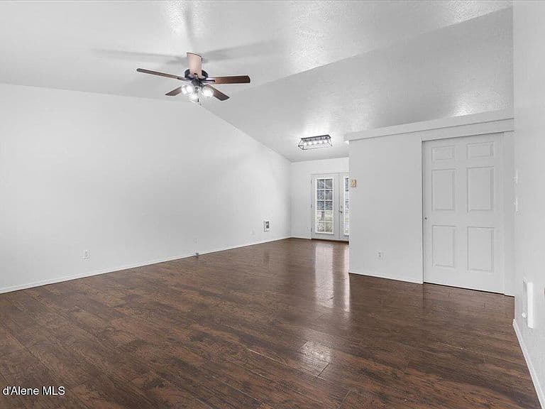 6648 W Legacy Dr photo 2