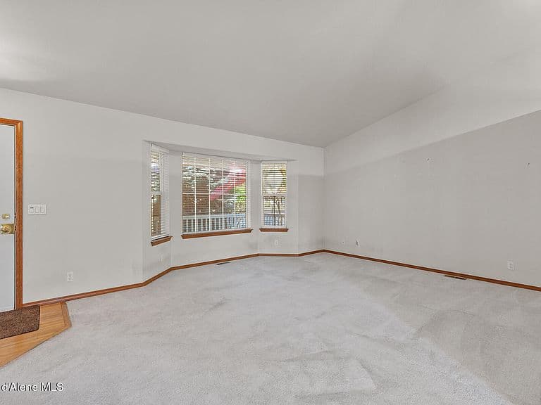 5058 E Mossberg Cir photo 3