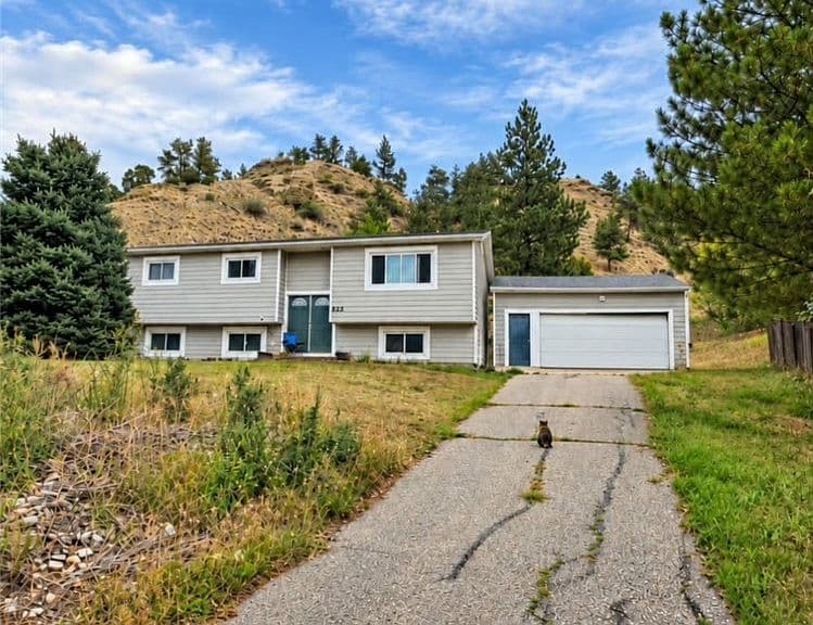 825 Edgehill Vista Rd photo 1