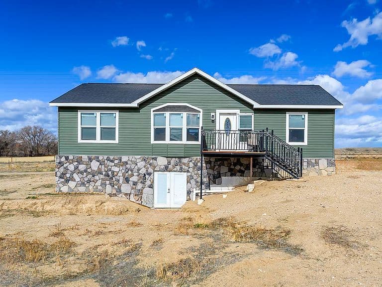 1099 Road 14 photo 1