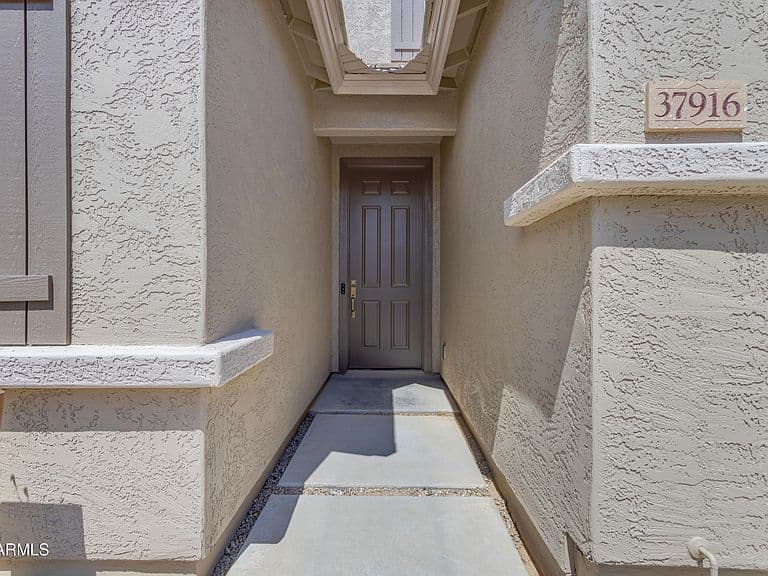 37916 W Merced Street photo 4