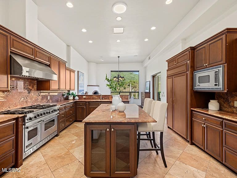 7587 N Mystic Canyon Dr photo 4