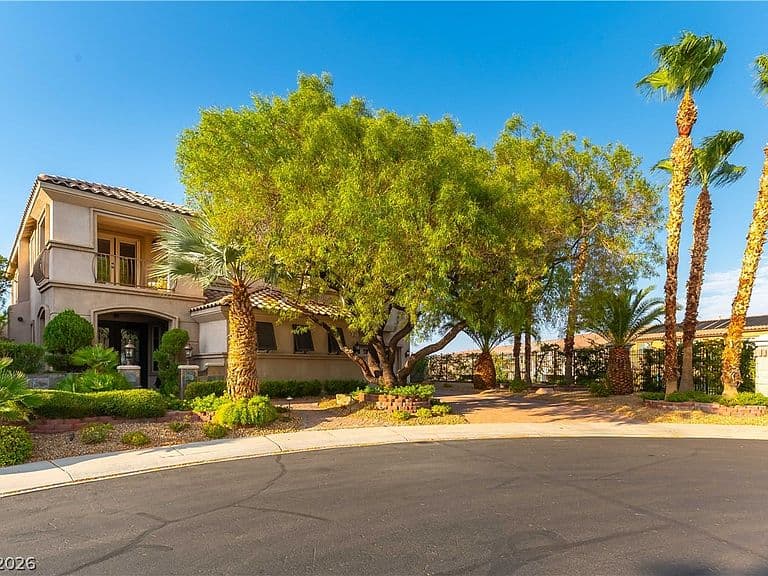 2676 Botticelli Dr photo 3