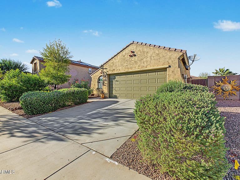 17464 W BAJADA Road photo 4