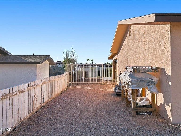 2513 Mariner Ln photo 5