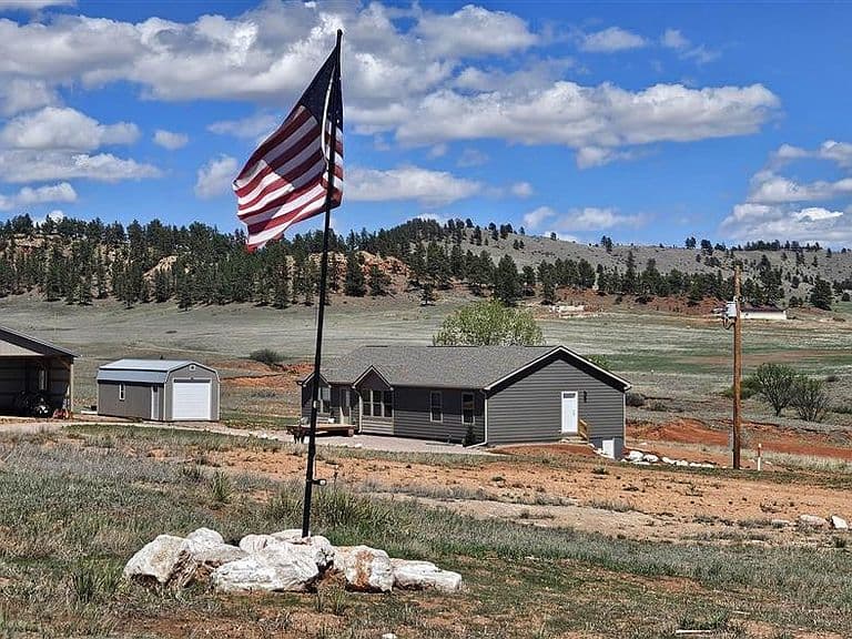 27094 Highway 385 photo 1